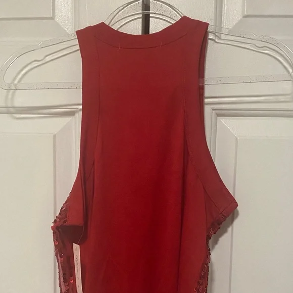 Crave Fame Vibrant Red Top - Picture 3 of 3